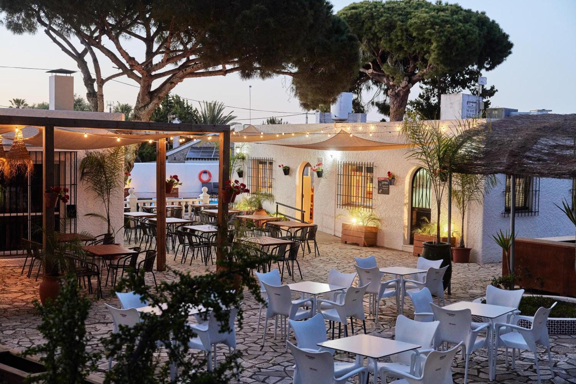 Taiga Conil Hotel Conil de la Frontera Kültér fotó